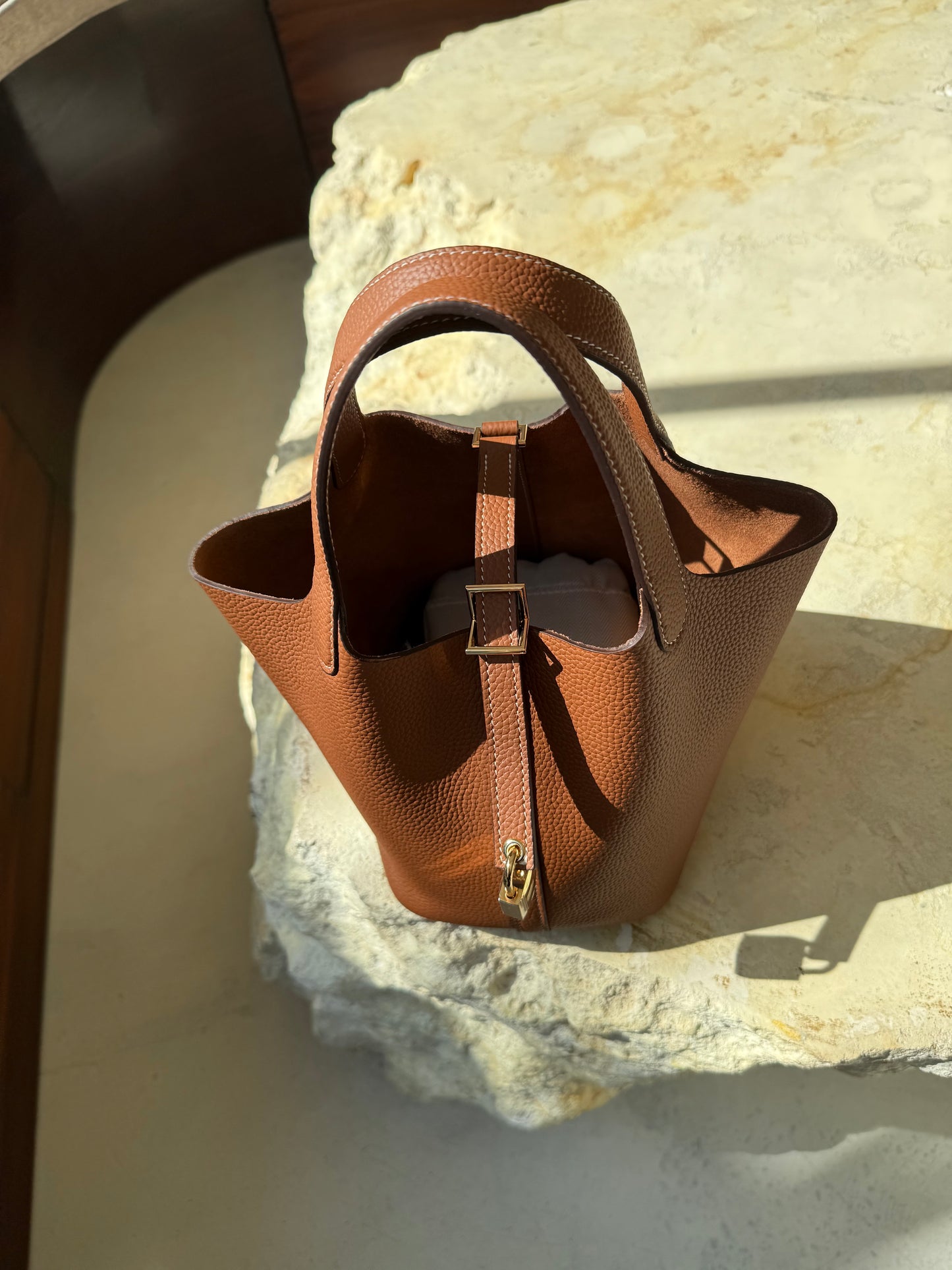 Camel brown